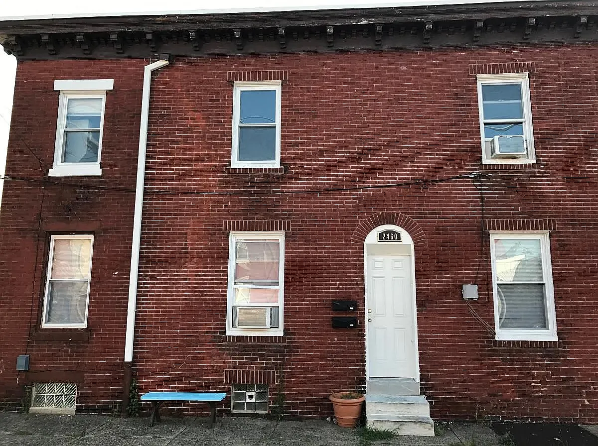 1 bed, 850 sqft, $1,100 — Photo 1