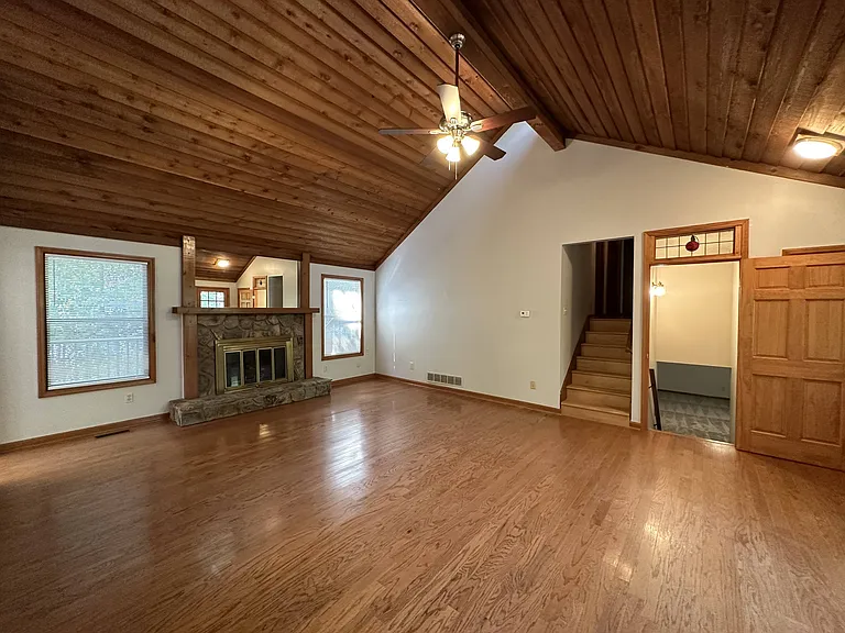 2175 Deep Woods Way — Photo 6