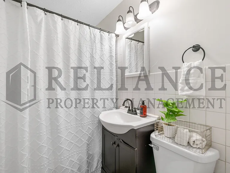 2309 W Graber St — Photo 21
