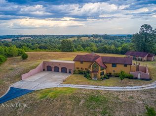 700 Harmon Rd, Harrison, AR 72601