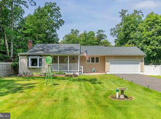 833 Sycamore Ln, Williamstown, NJ 08094