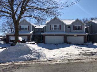 258 Ridge Rd, North Aurora, IL 60542