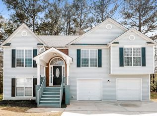 5886 Waggoner Ct, Rex, GA 30273