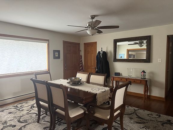 3rd image of 7712 Dublin Dr
