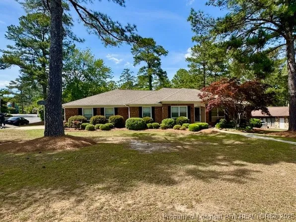 2214 Colgate Dr, Fayetteville, NC 28304