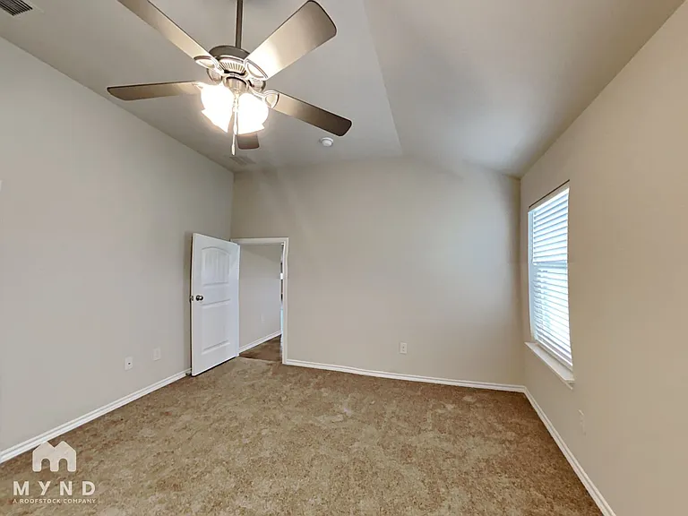7201 Mistletoe Trl — Photo 14