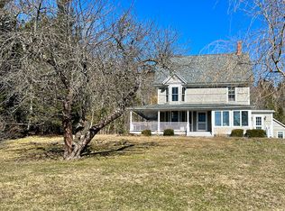 121 Derby Rd, Islesboro, ME 04848