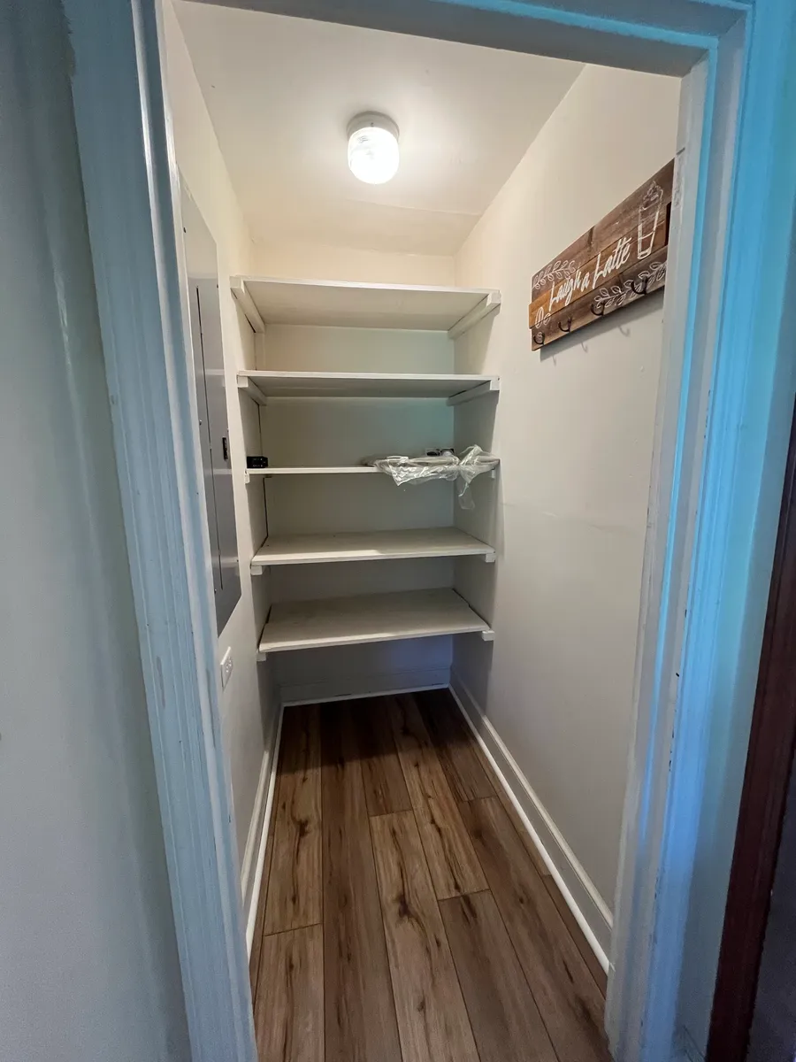 Walk in Pantry - 1006 Lincoln Ave