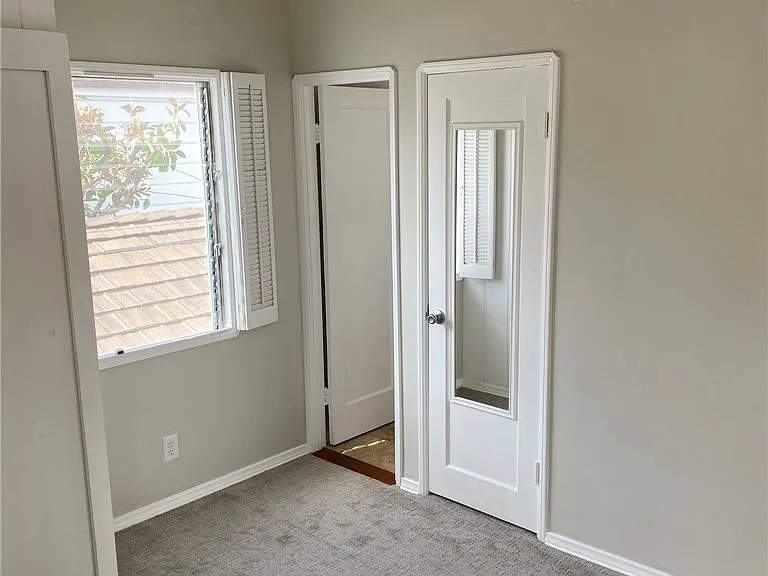 320 Sapphire Ave — Photo 10