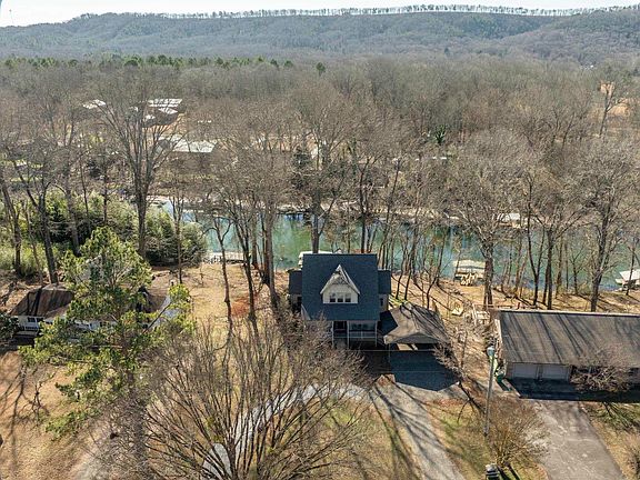 2nd image of 644 Hidden Valley Rd