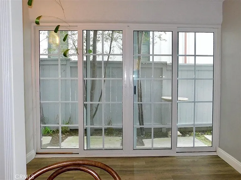 814 Cliff Dr — Photo 10