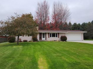 4832 County Highway Cres, Manitowoc, WI 54220