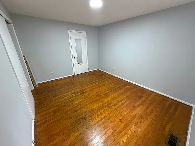 3328 Ellwood Ave.* — Photo 25