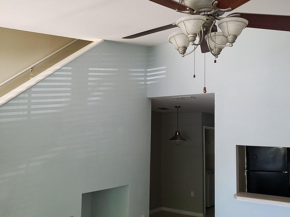 1st image of 2740 W Tharpe St APT 402