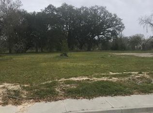 376 Lee St, Biloxi, MS 39530