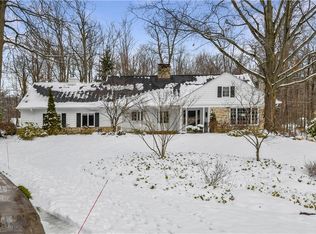 31299 Northwood Dr, Pepper Pike, OH 44124