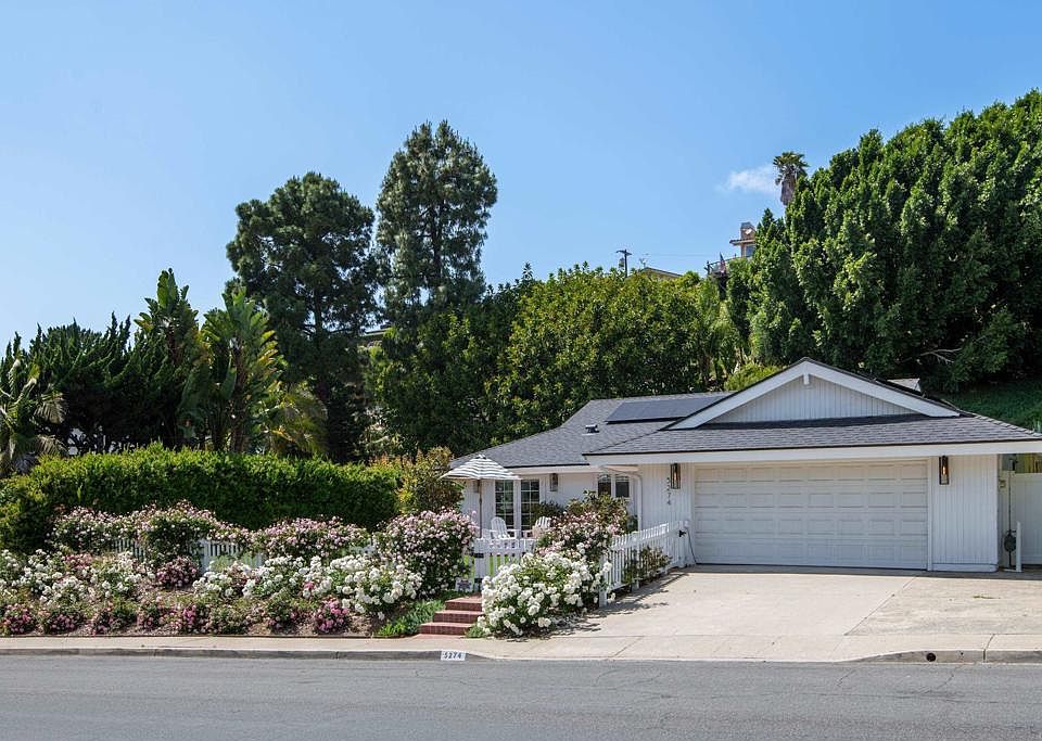 1st image of 5274 Vickie Dr