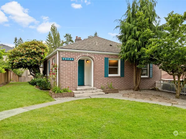 18404 44th Avenue W, Lynnwood, WA 98037