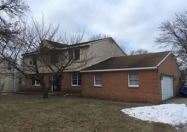 2nd image of 8 Costello Ave