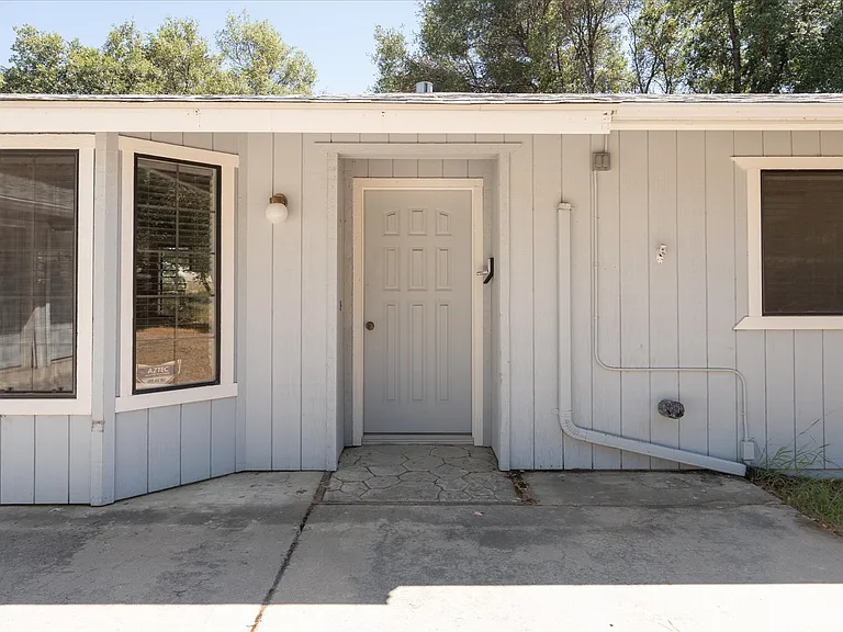 37867 Charnal Cir — Photo 1