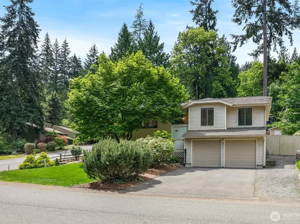 155 Capella Drive NW, Issaquah, WA 98027