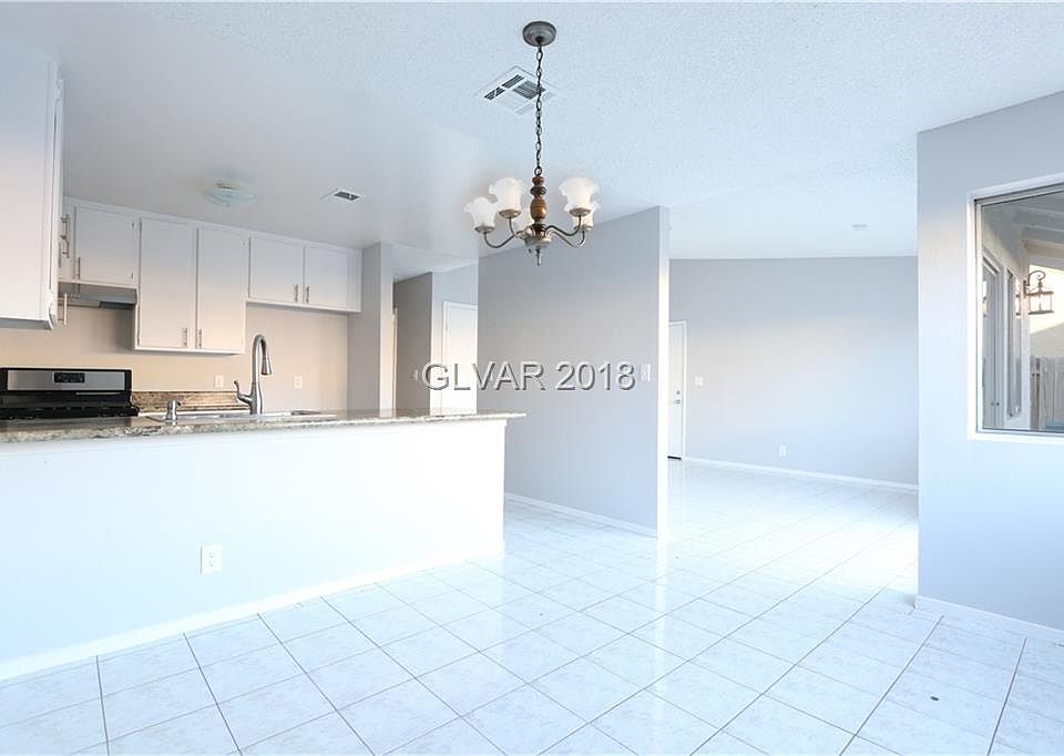 1st image of 86 Linn Ln