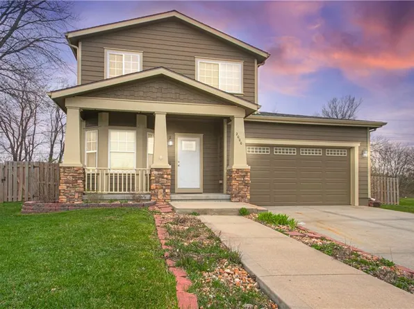 2000 Riverstone Dr, Excelsior Springs, MO 64024