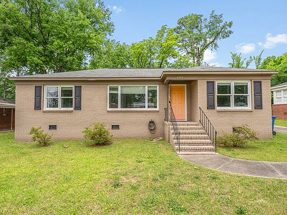 3rd image of 3909 Rosemont Dr