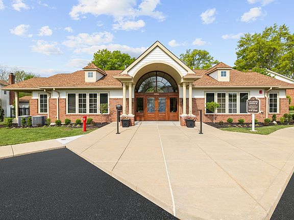 Exterior at Woods Mill Park Apartments & Townhomes