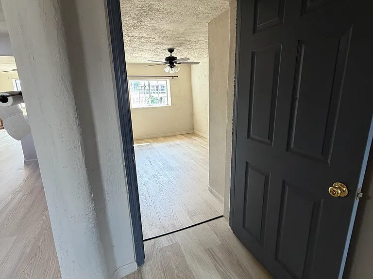 Maestas Rd — Photo 6