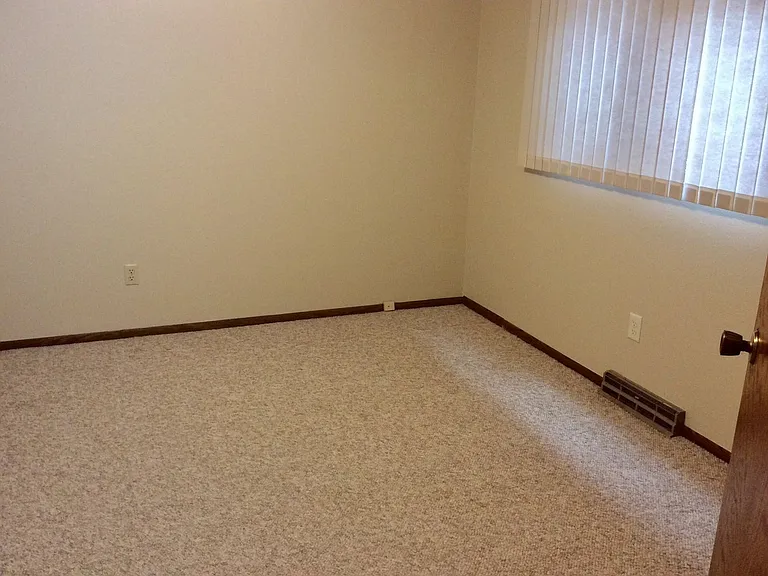 1573 Prairie Ave — Photo 7