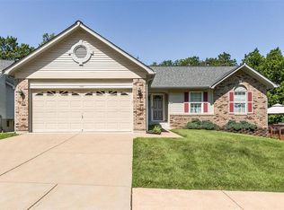 3647 Forest Dale Dr, Saint Louis, MO 63125