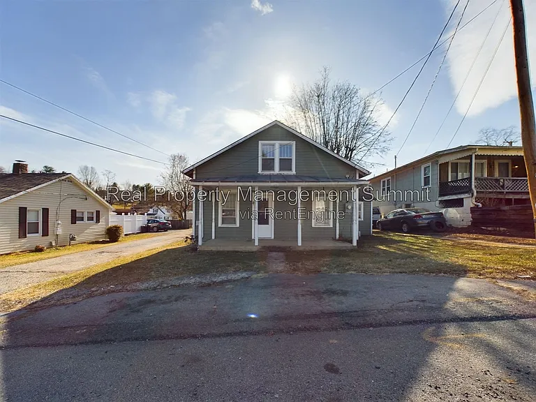 2408 Poplar St — Photo 23