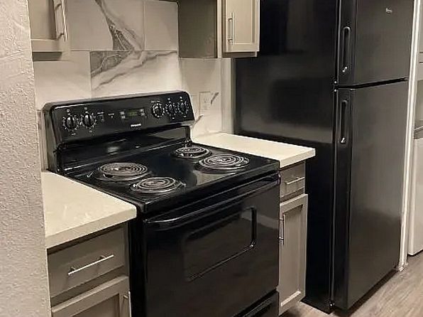 6407 Springdale Rd #4-4304