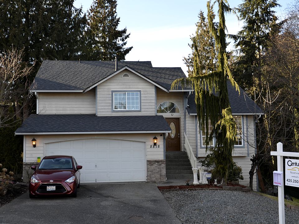 1st image of 8818 W Mall Dr