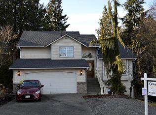 8818 W Mall Dr, Everett, WA 98208