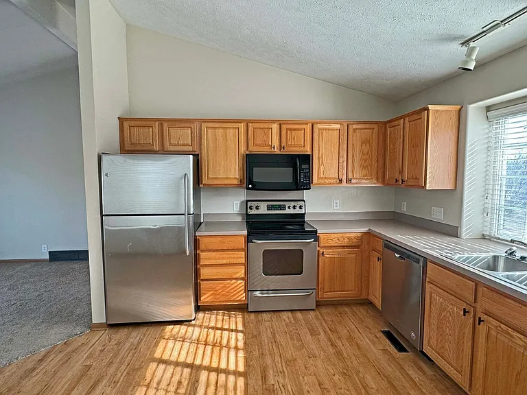 4332 N Hws Cleveland Blvd — Photo 7