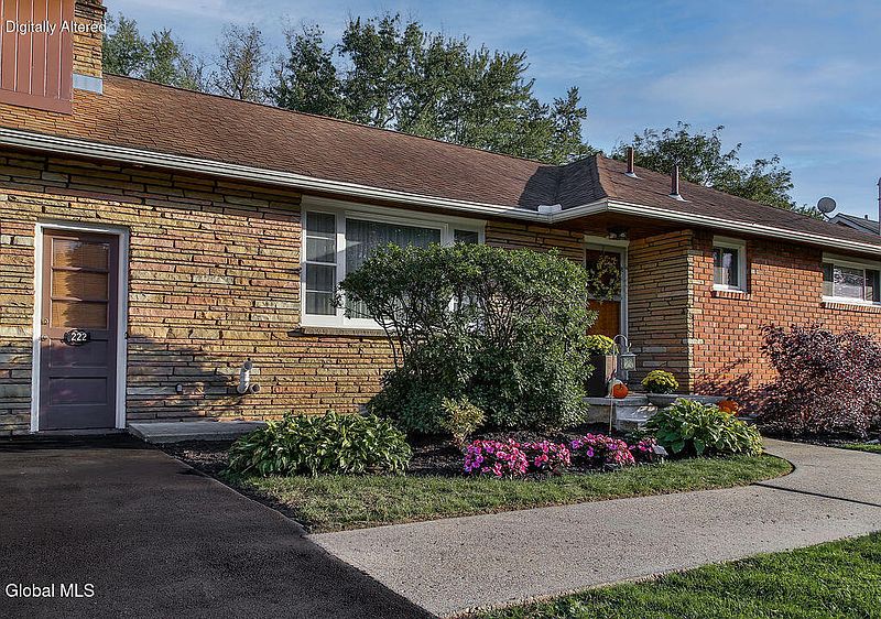 2nd image of 222 Marshall Avenue