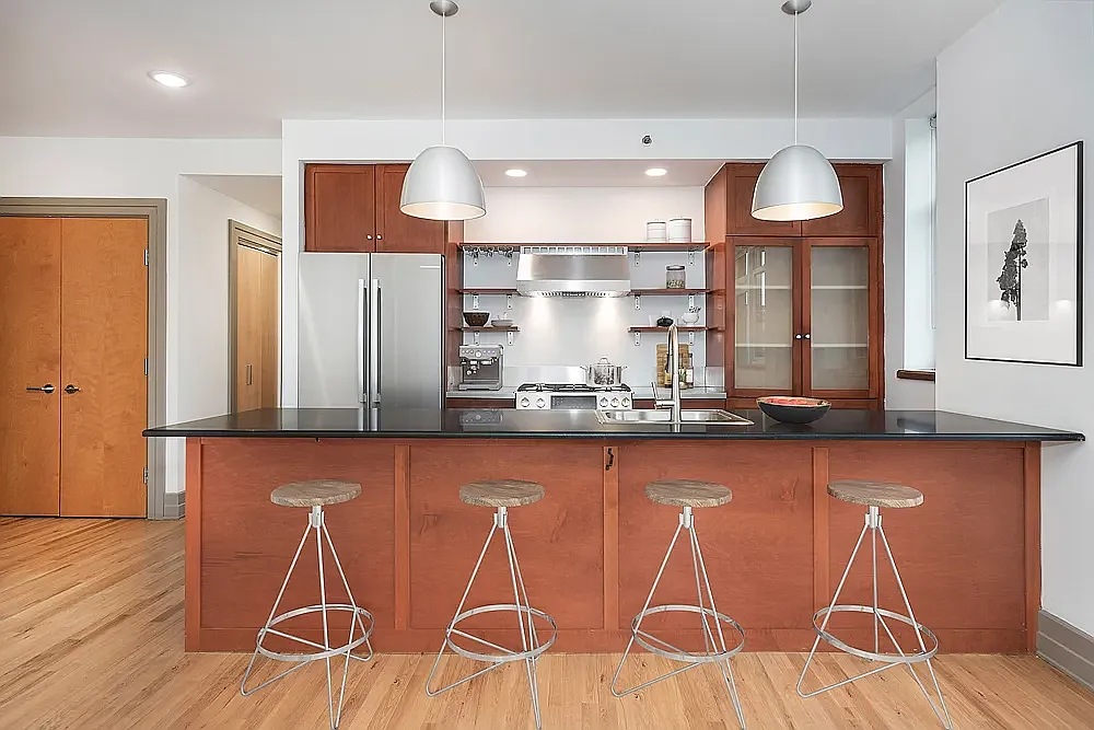 65 Washington Street — Photo 3
