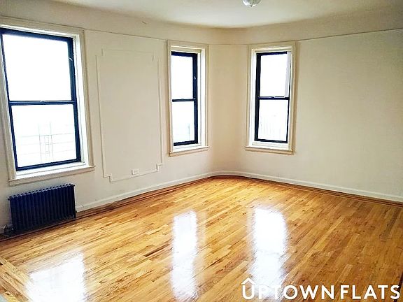 3rd image of 3342 Reservoir Oval W #1E