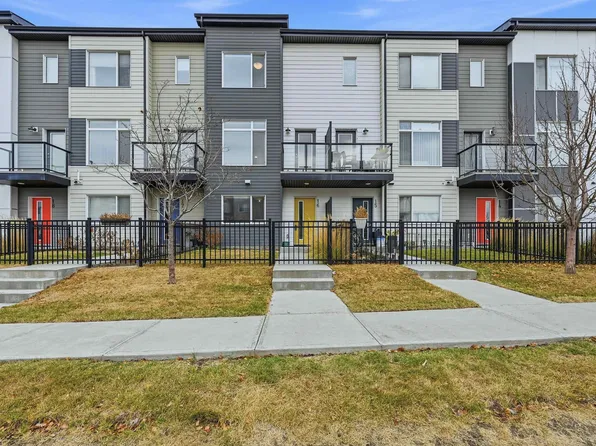 804 Welsh Dr SW #16, Edmonton, AB T6X 1Y8