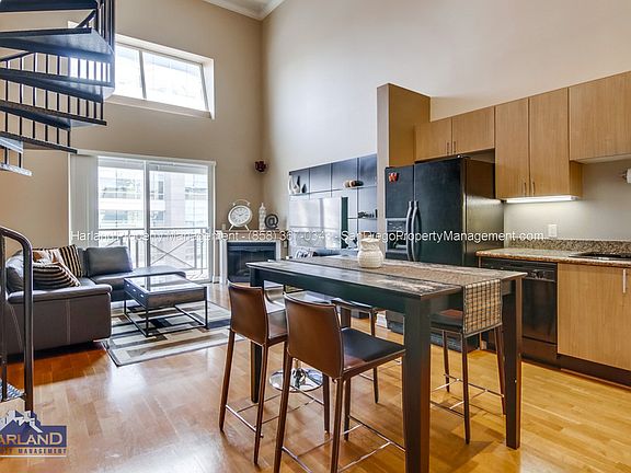 2nd image of 525 11th Ave
