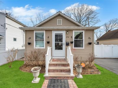 172 Holland Avenue, Elmont, NY, 11003