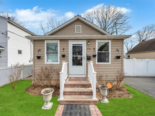 172 Holland Avenue, Elmont, NY 11003