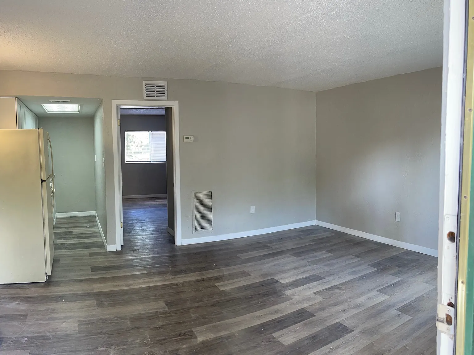 2266 Altamont Ave (Allen St) - 1 — Photo 4