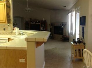 5869 Amestoy Rd, Oak Hills, CA 92344