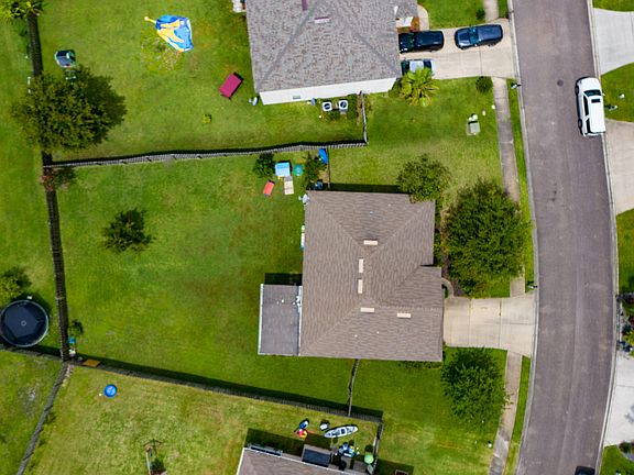 2nd image of 2888 Woodstone Dr