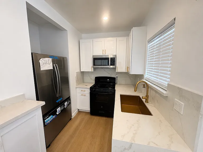 143 E Avenue 43 — Photo 5