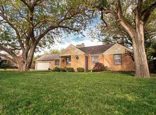 1560 N Athenian Ave, Wichita, KS 67203