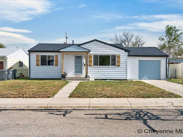 3319 Birch Pl, Cheyenne, WY 82001